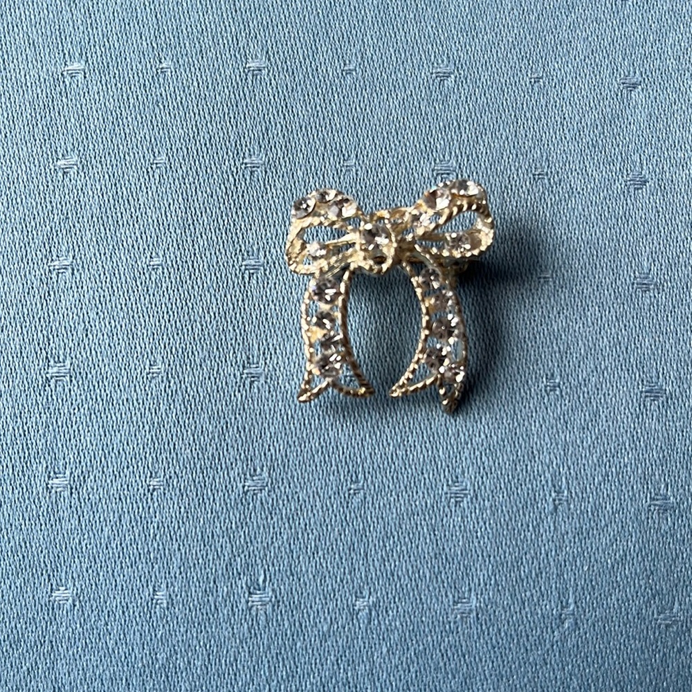 Brooch
